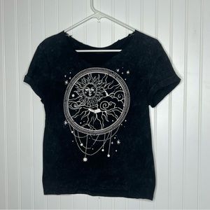 Vibe N’ Sun Moon Celestial Burnout Cut Out Tee Size Small